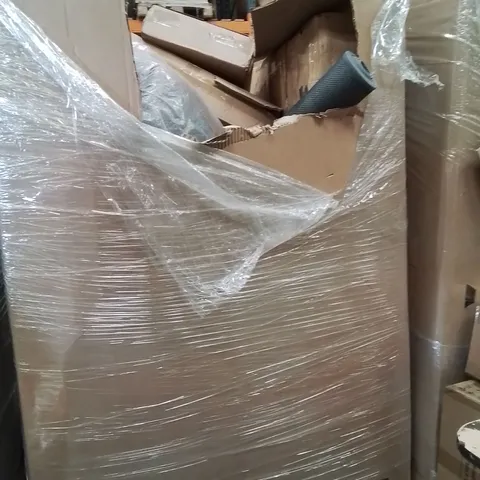 PALLET OF ASSORTED HOUSEHOLD GOODS AND PRODUCTS TO INCLUDE;AREA RUG,PET BED,FULL LENGTH MIRROR 