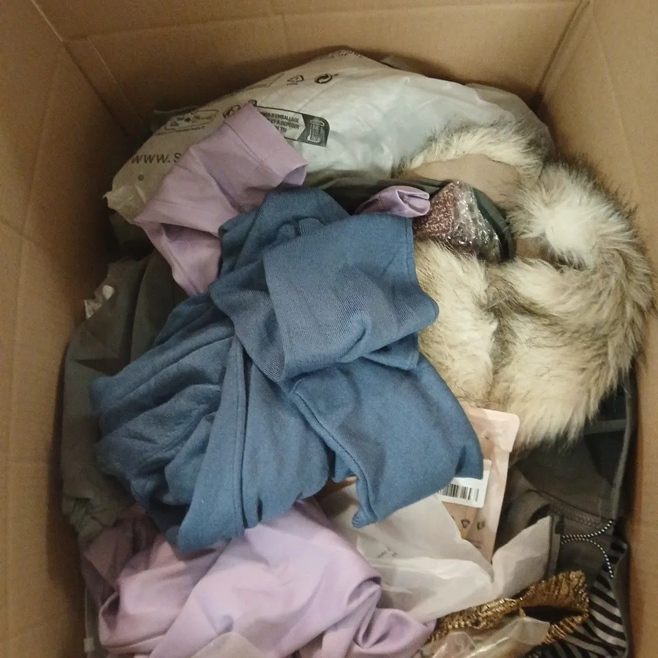 BOX OF APPROXIMATELY 30 ASSORTED CLOTHING ITEMS TO INCLUDE RIVER ISLAND, ZARA, M&S ETC