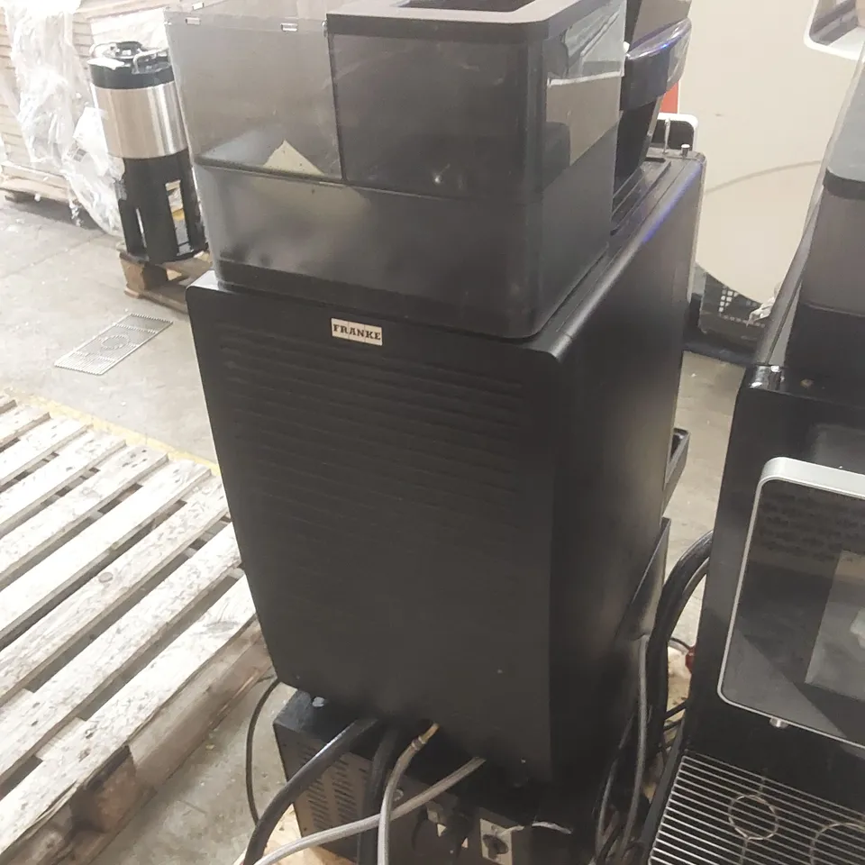 FRANKE A600 COMMERCIAL COFFEE MACHINE WITH MILK CHILLER