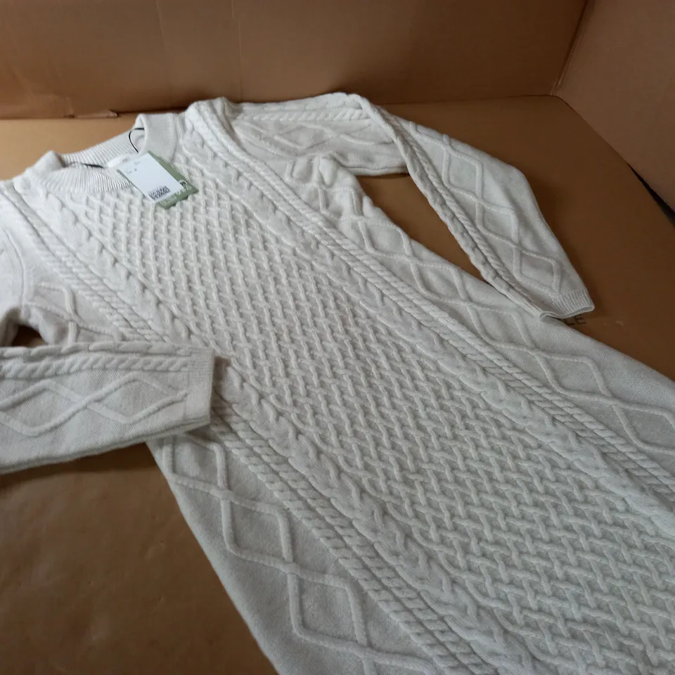 H&M KNITTED CREAM JUMPER DRESS - EUR M