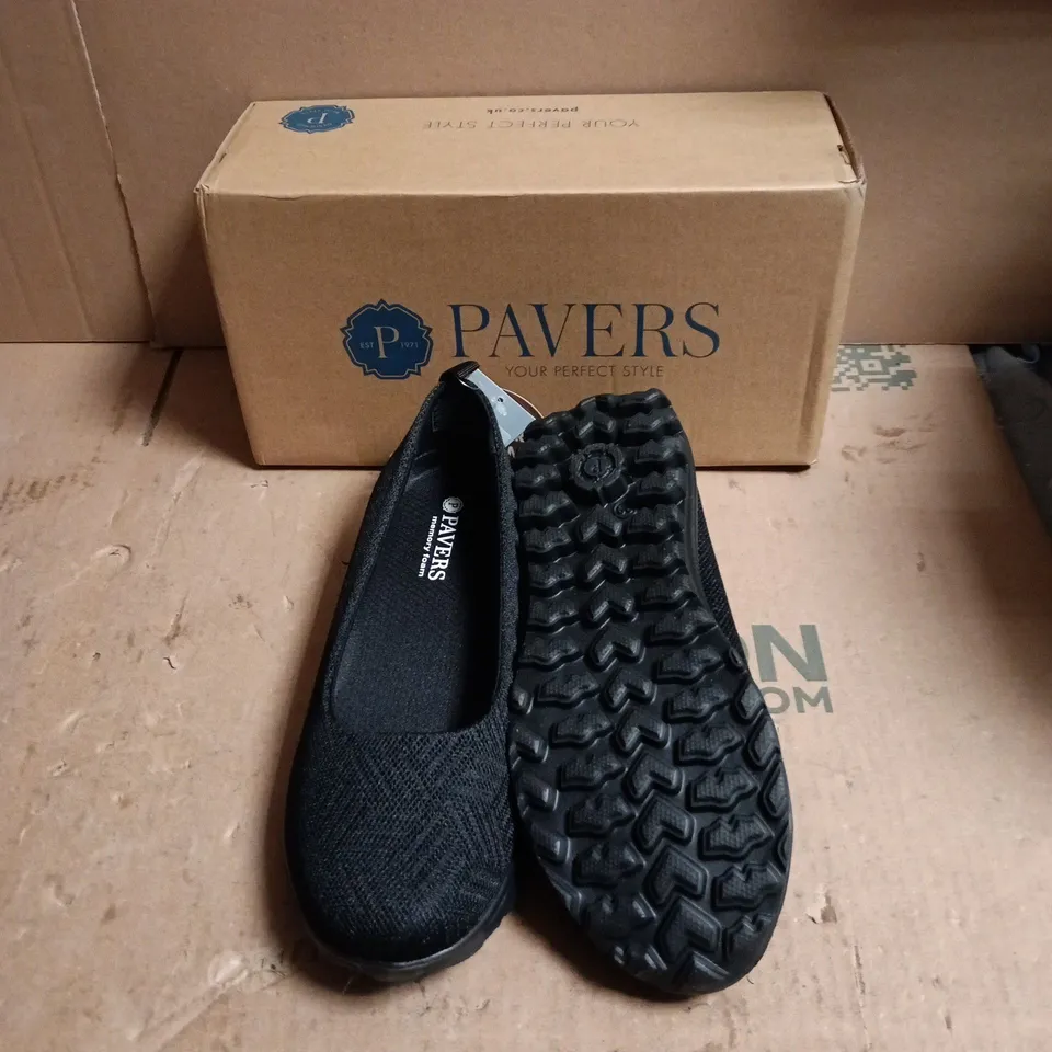PAVERS WOMEN'S BLACK SLIP-ON SHOES – KNIT UPPER WITH RUGGED SOLE - SIZE UK 6 