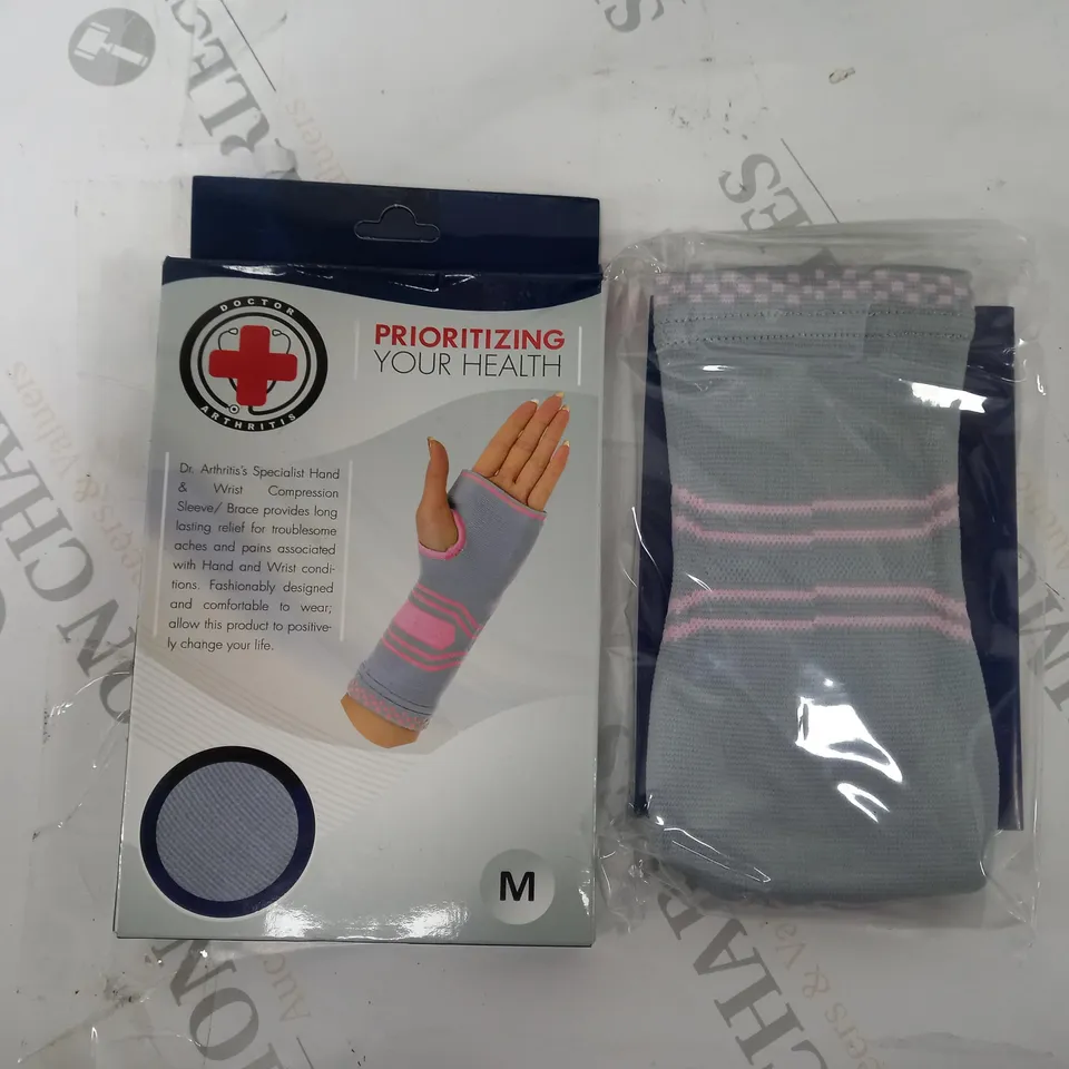 BOXED DOCTOR ARTHRITIS SPECIALIST HAND & WRIST COMPRESSION SLEEVE/BRACE PINK/GREY MEDIUM