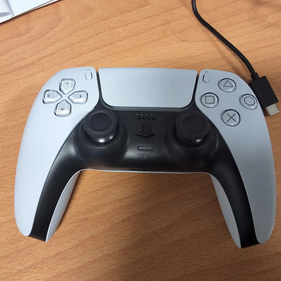 BOXED SONY PLAYSTATION 5 PRO 2TB DISC FREE CONSOLE WITH LEADS AND CONTROLLER- CFI-7021