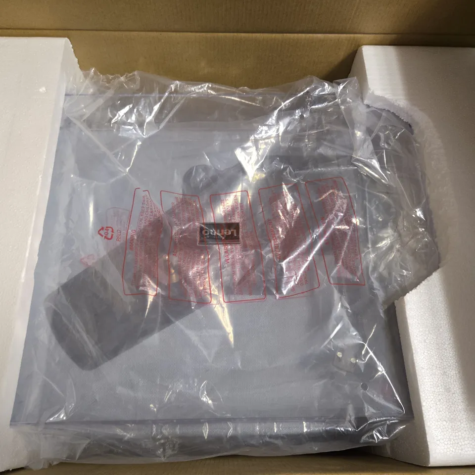 BOXED LENCO TURNTABLE WITH BUILT IN SPEAKERS AND BLUETOOTH