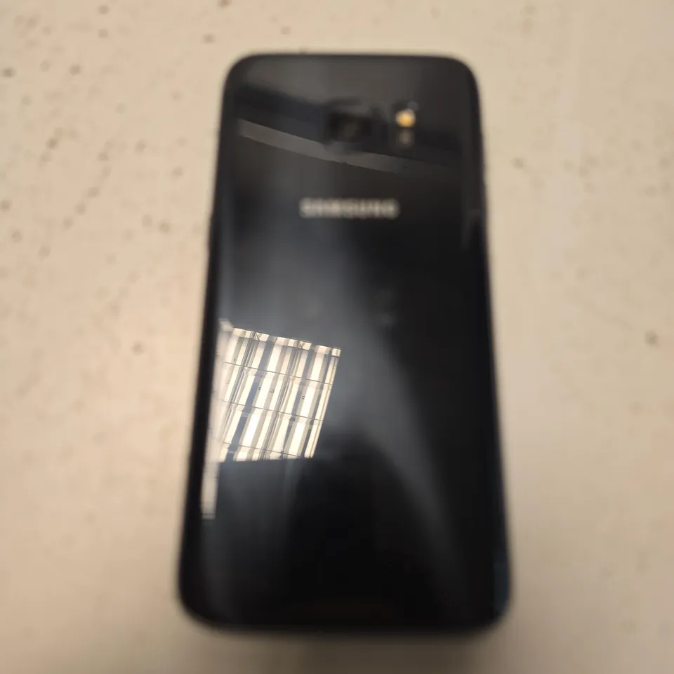 SAMSUNG GALAXY S7 SMARTPHONE