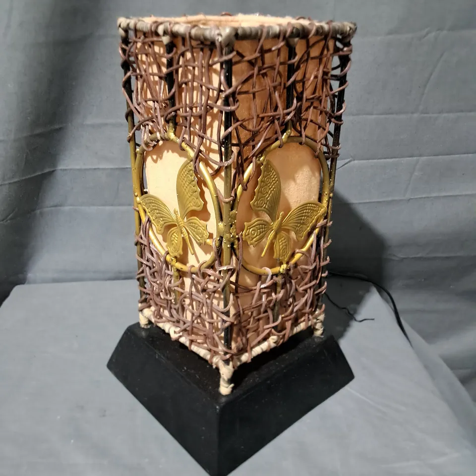 WOOD AND RATTAN BUTTERFLY THEMED 35CM PEDESTAL TABLE LAMP IN HANDPRINTS GOLD/BLACK