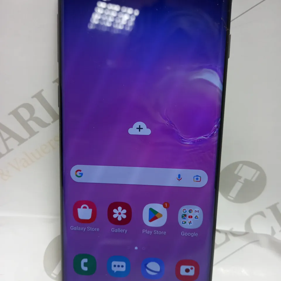 SAMSUNG GALAXY S10 MOBILE PHONE IN BLACK