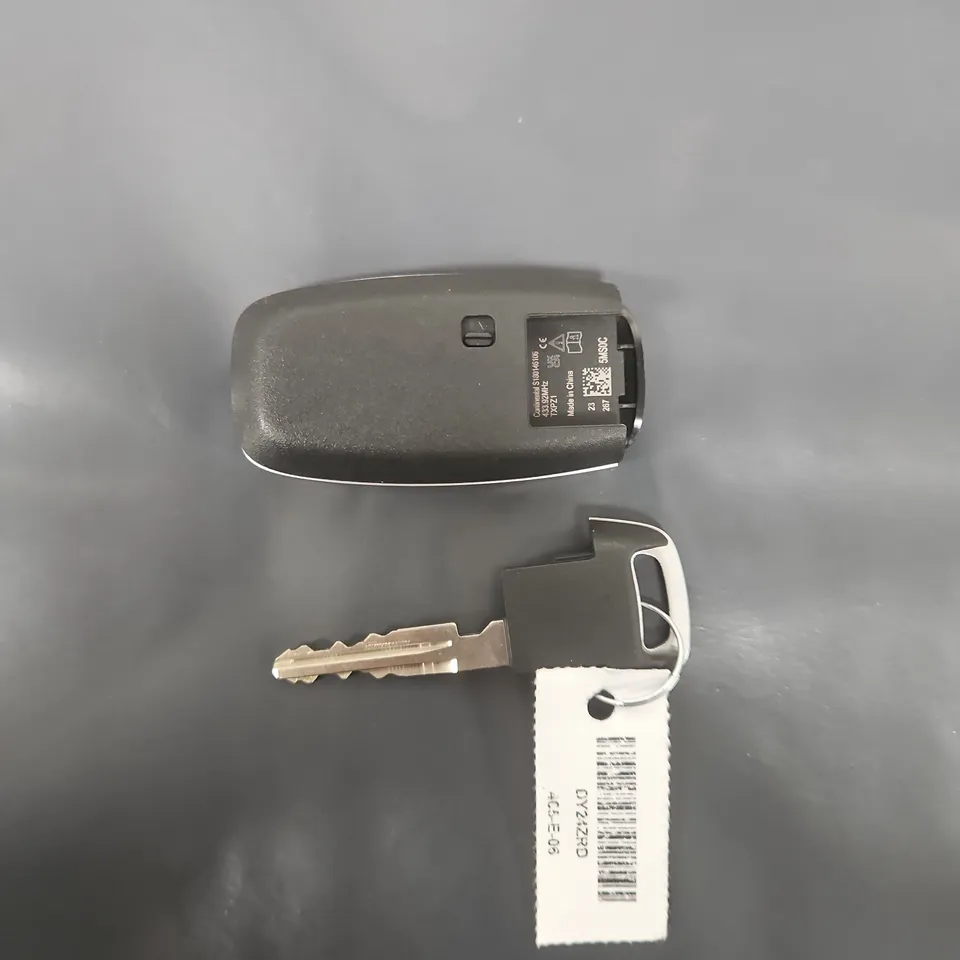 NISSAN CAR KEY FOB WITH MECHANICAL KEY BLADE