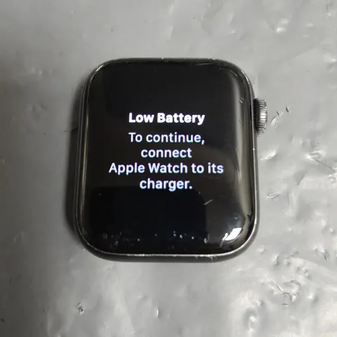 UNBOXED APPLE WATCH SERIES 6 40MM 