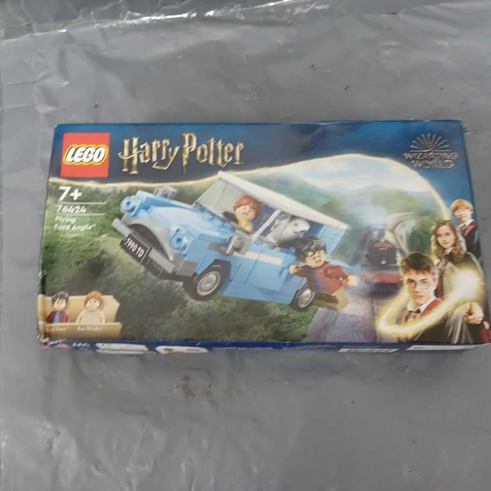 LEGO HARRY POTTER - FLYING FORD ANGILA - 76424 RRP £23.99