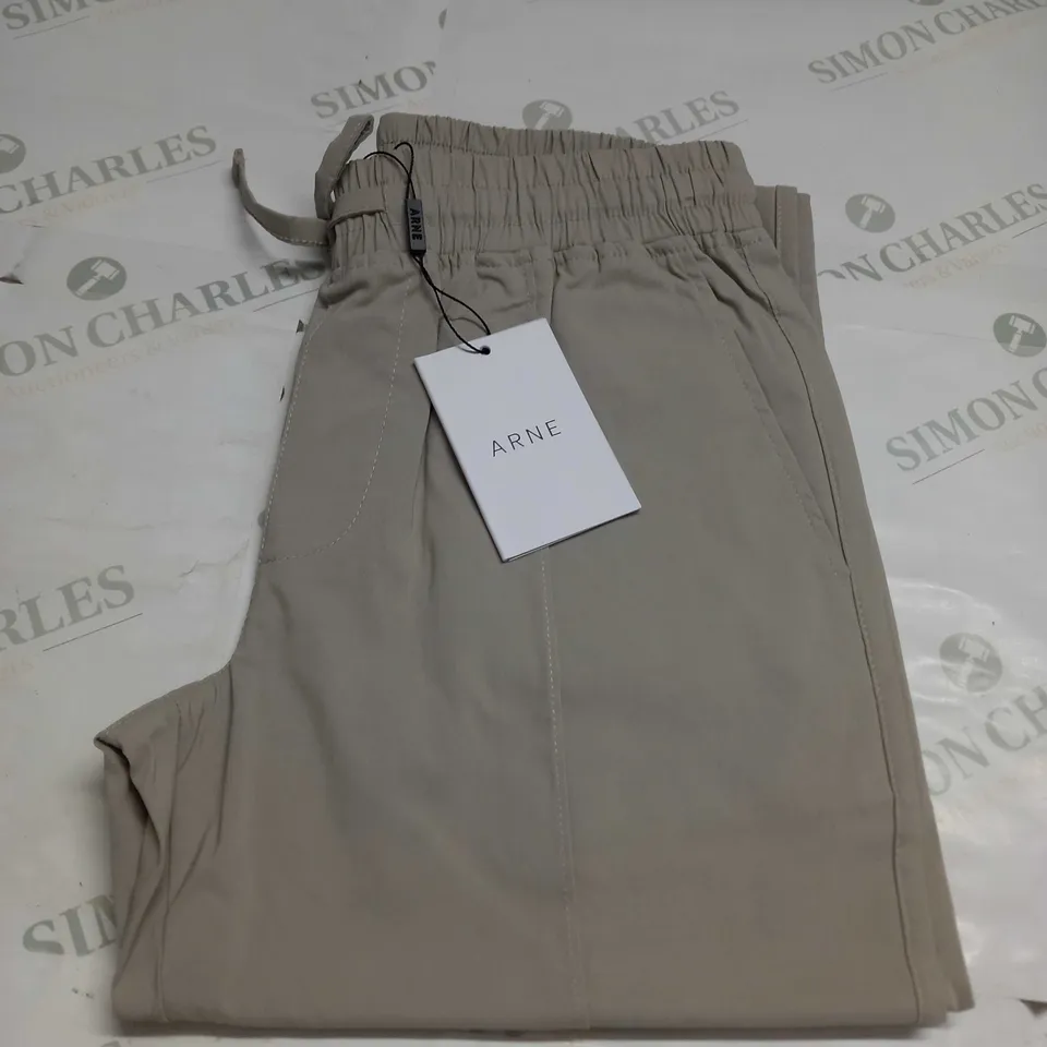 ARNE ESSENTIAL TROUSERS SIZE S