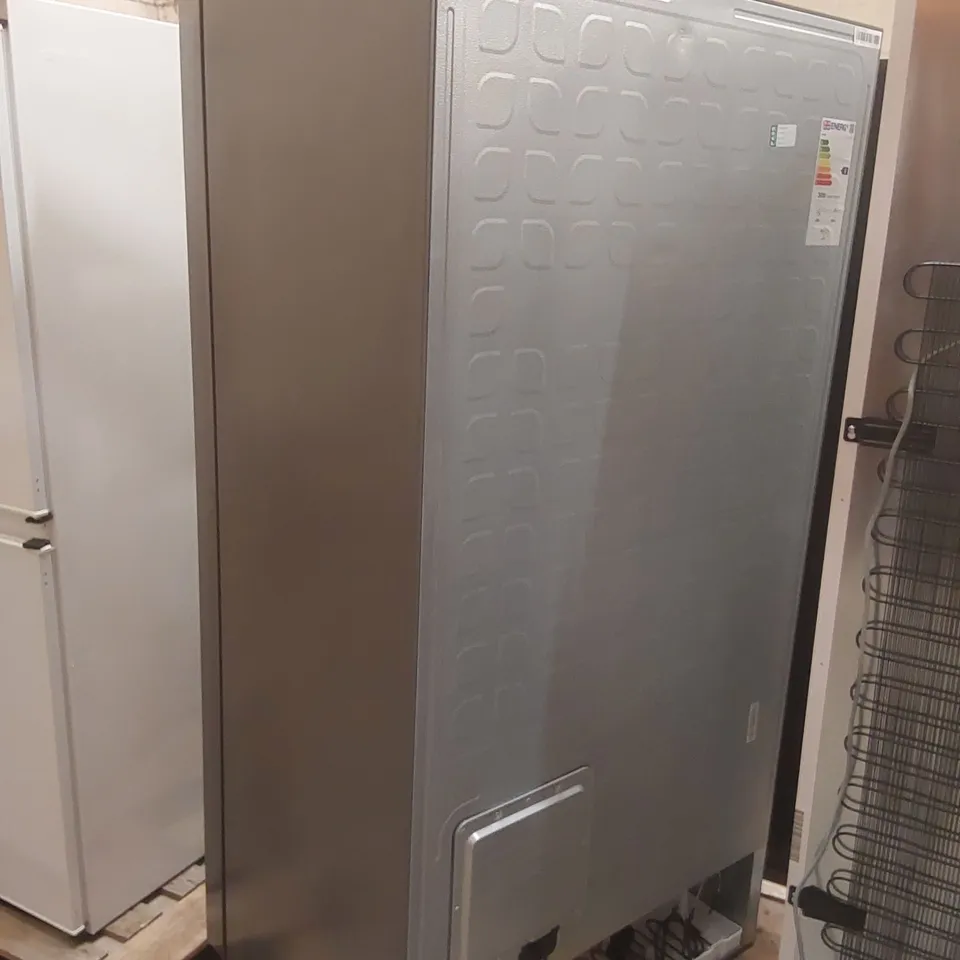 LOGIK LSBSX23 AMERICAN-STYLE FRIDGE FREEZER - INOX