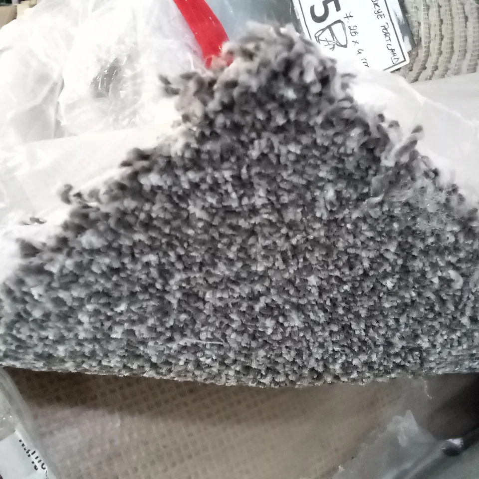 ROLL OF QUALITY PRIMO TWEEDS MINERAL GREY CARPET APPROXIMATELY 4.3M × 4M