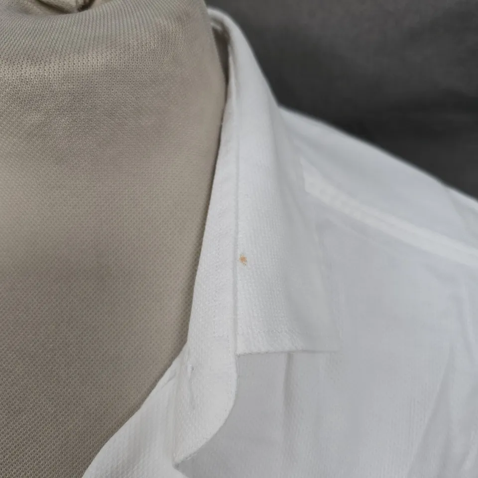 BOSS SLIM FIT SHIRT IN WHITE SIZE 15/12-39