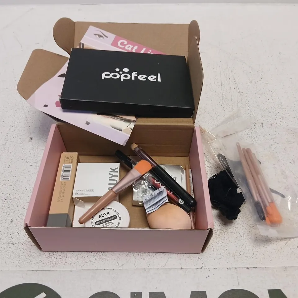 VIUGEX PINK HEART MAKEUP GIFT SET (BOX CONTENTS SHOWN)