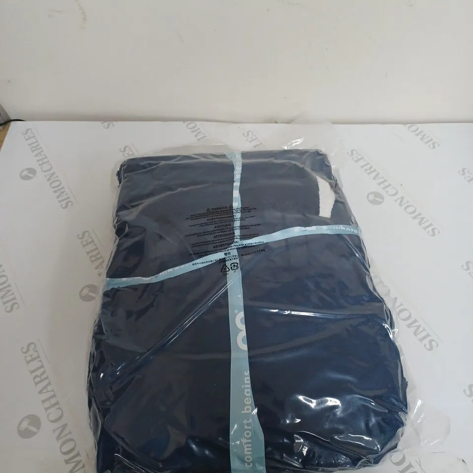 OODIE OVERSIZED WEARABLE BLANKET - NAVY