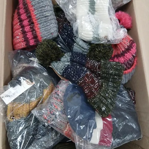 APPROXIMATELY 54 ITEMS OF ASSORTED BARTS CLOTHING AND ACCESSORIES TO INCLUDE; KINABLU, MOONBOOTS, SKIPPY HEADBAND AND DILLEN BEANIE