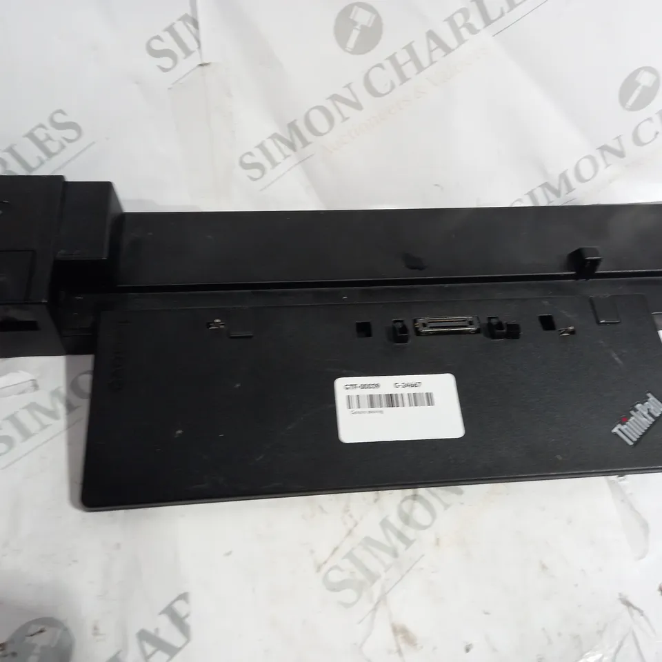 LENOVO THINKPAD 40A5 WORKSTATION DOCK