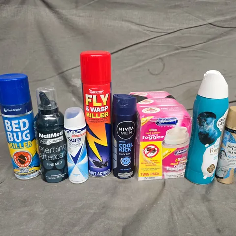 APPROXIMATELY 15 ASSORTED AEROSOLS TO INCLUDE IMPERIAL LEATHER FOAMBURST, SANMEX FLY & WASP KILLER, NIVEA MEN COOL KICK, ETC - COLLECTION ONLY