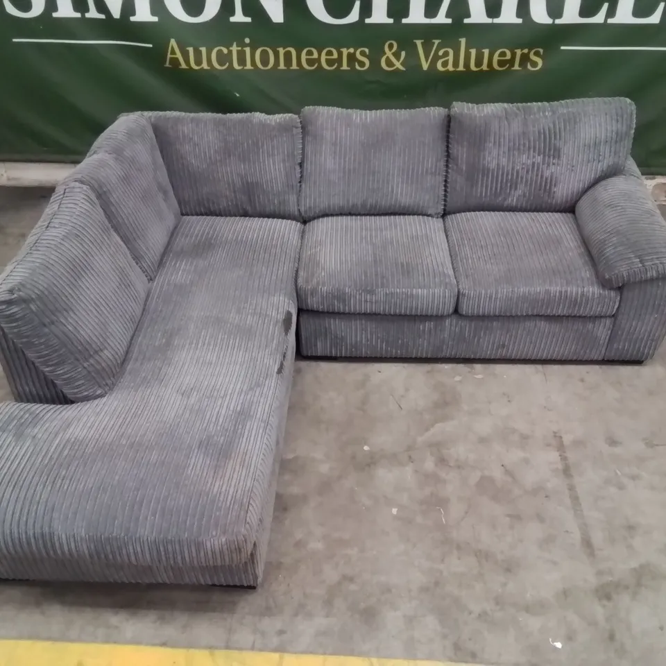 QUALITY DESIGNER CORDUROY FABRIC UPHOLSTERED GREY CORNER/L SHAPE SOFA
