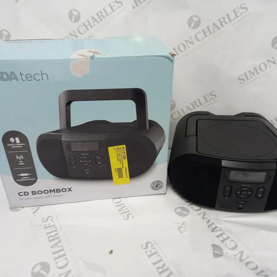 BOXED CD BOOMBOX WITH FM RADIO IN BLACK
