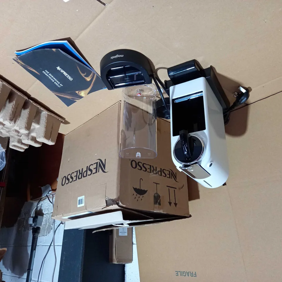 BOXED NESPRESSO COFFEE MACHINE