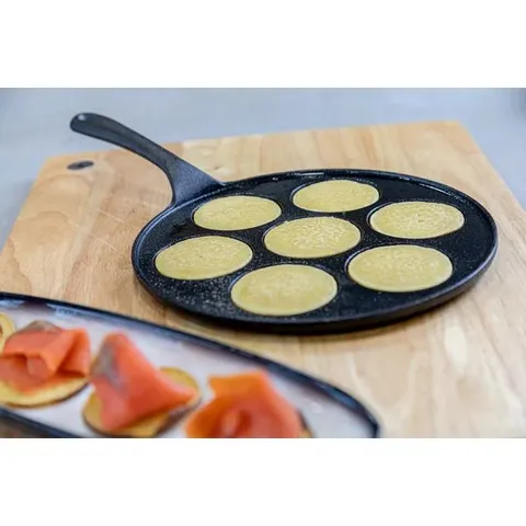 BOXED MINI PANCAKE PAN
