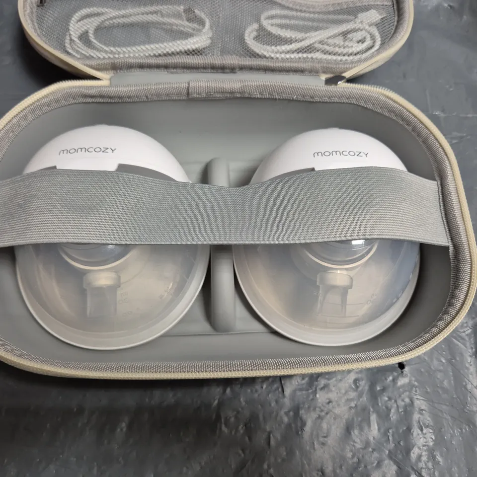 BOXED MOMCOZY WE ARE M5 BREAST PUMPS 