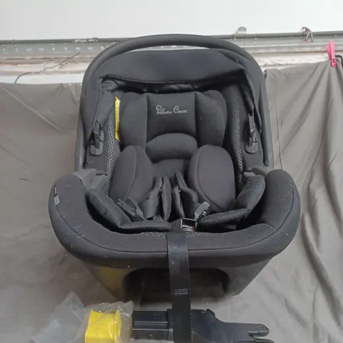 BOXED SILVER CROSS DREAM I-SIZE INFANT CARRIER IN BLACK 9-12MONTHS