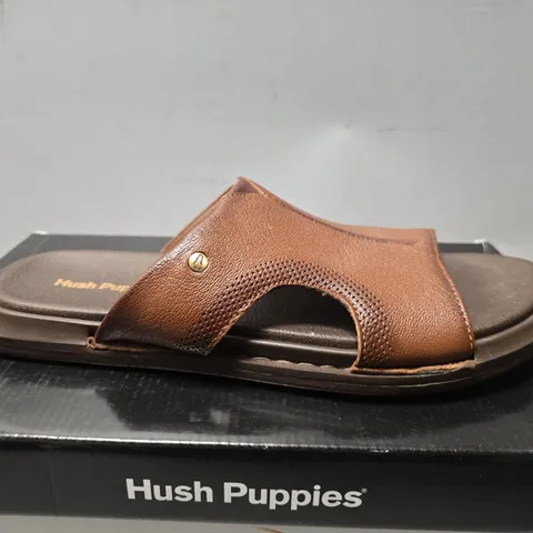 BOXED HUSH PUPPIES CALLUM SLIDE - UK 7