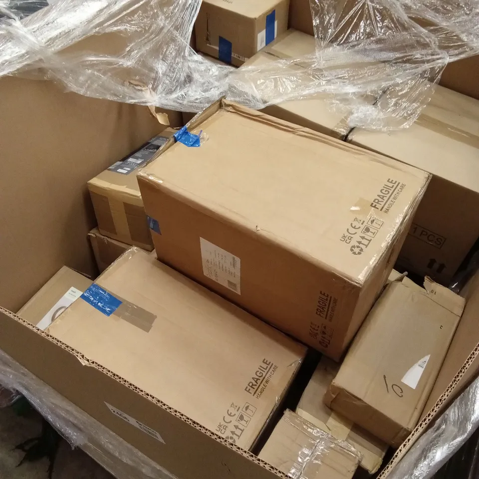 PALLET TO CONTAIN APPROXIMATELY 24 DESIGNER INDOOR LIGHTING PRODUCTS TO INCLUDE; LAMPS, CEILING LIGHTS, WALL LIGHTS ETC