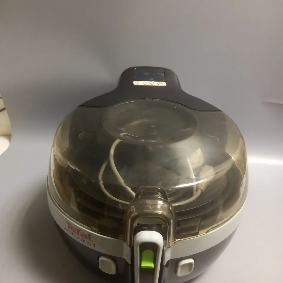 BOXED SUS LA TABLE DUAL BASKET AIR FRYER 