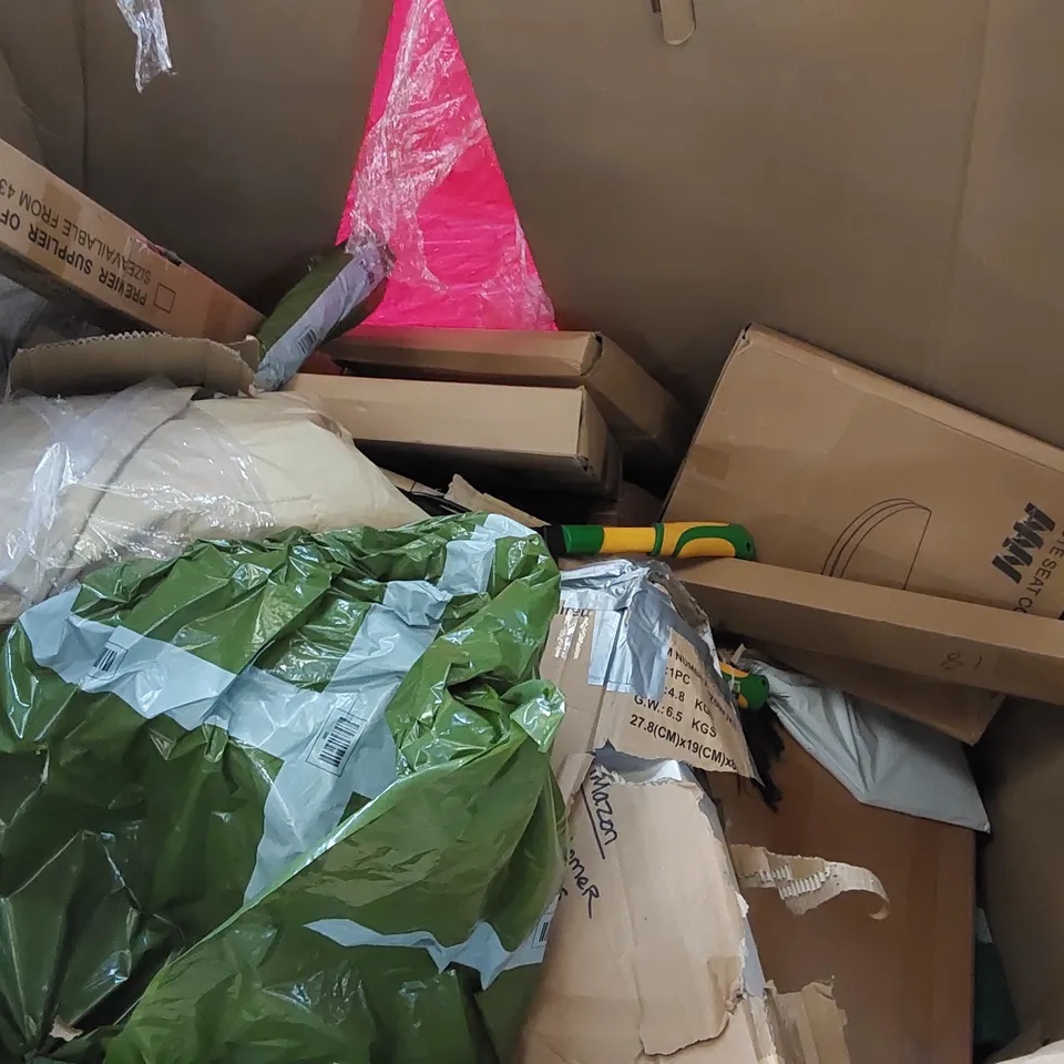 PALLET OF ASSORTED CONSUMER GOODS AND FURNITURE PRODUCTS TO INCLUDE; PREMIUM AIR BEDS, MULTIFUNCTIONAL FOOD PROCESSOR, AIR PLASMA CUTTING MACHINE, ROLLER BLINDS ECT.