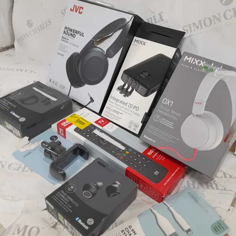 BOX OF APPROXIMATELY 20 ASSORTED ITEMS TO INCLUDE HEADPHONES, TV REMOTE, USB CHARGER ETC