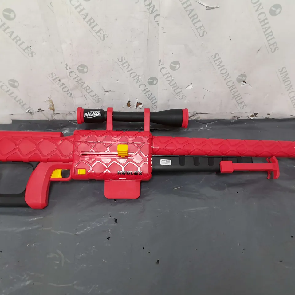 5 NERF GUNS OF VARIOUS COLLABS TO INCLUDE FORTNITE AND ROBLOX - COLLECTION ONLY 