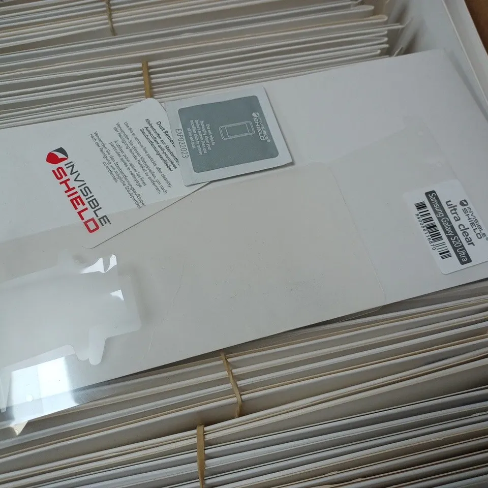 LARGE QUANTITY OF SCREEN PROTECTORS TO INCLUDE INVISIBLE SHIELD ULTRA CLEAR SAMSUNG GALAXY S20 ULTRA