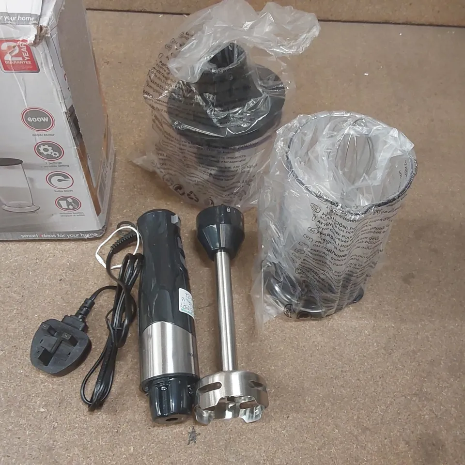 BOXED MORPHY RICHARDS HAND BLENDER