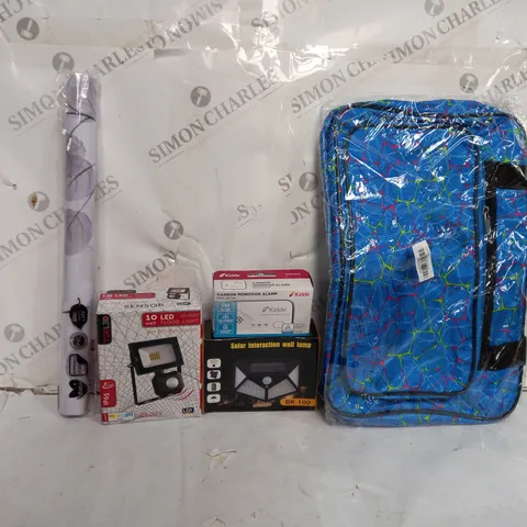 BOX OF APPROXIMATELY 15 ASSORTED ITEMS TO INCLUDE - TEKLED LED FLOOD LIGHT - CARBON MONOXIDE ALARM - WALL LAMP ECT