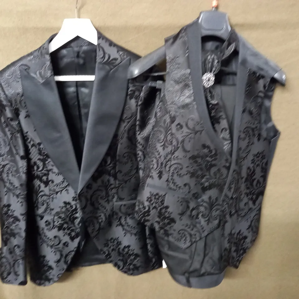 MOSES KUSHNER BLACK DAMASK 4-PIECE SUIT - JACKET 46 TROUSERS 56