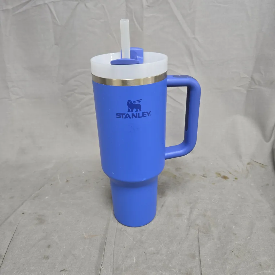 STANLEY BLUE INSULATED TRAVEL MUG WITH STRAW AND HANDLE UNBOXED