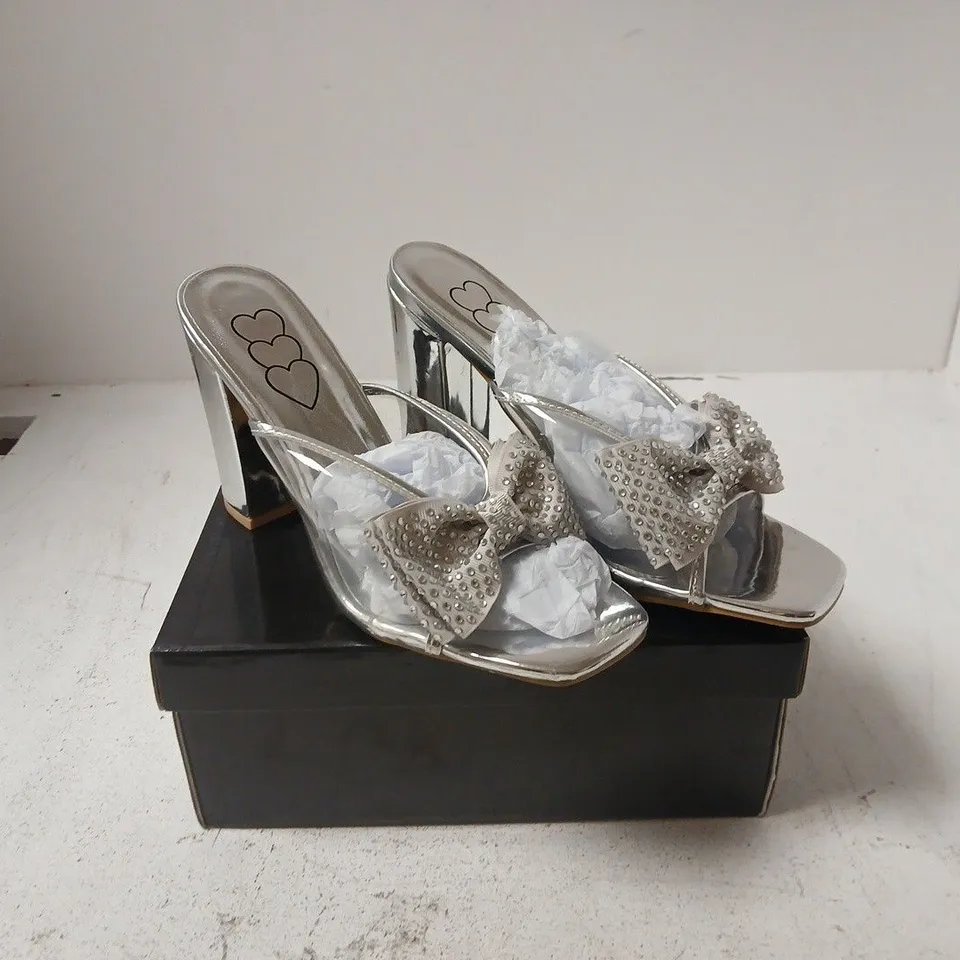 WOMEN'S SILVER EMBELLISHED BOW SANDALS WITH CLEAR STRAPS, BLOCK HEEL UK 6