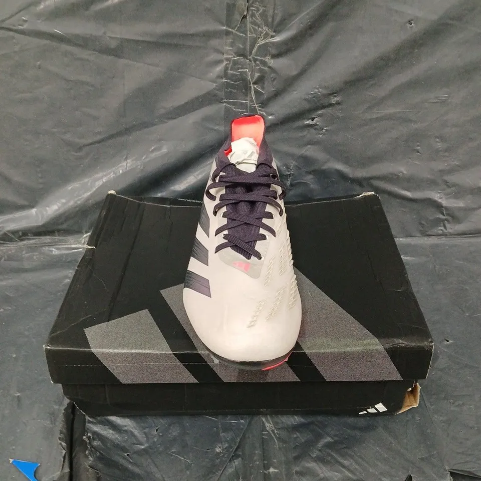 BOXED PAIR OF ADIDAS PREDATOR PRO FG UK 8.5 