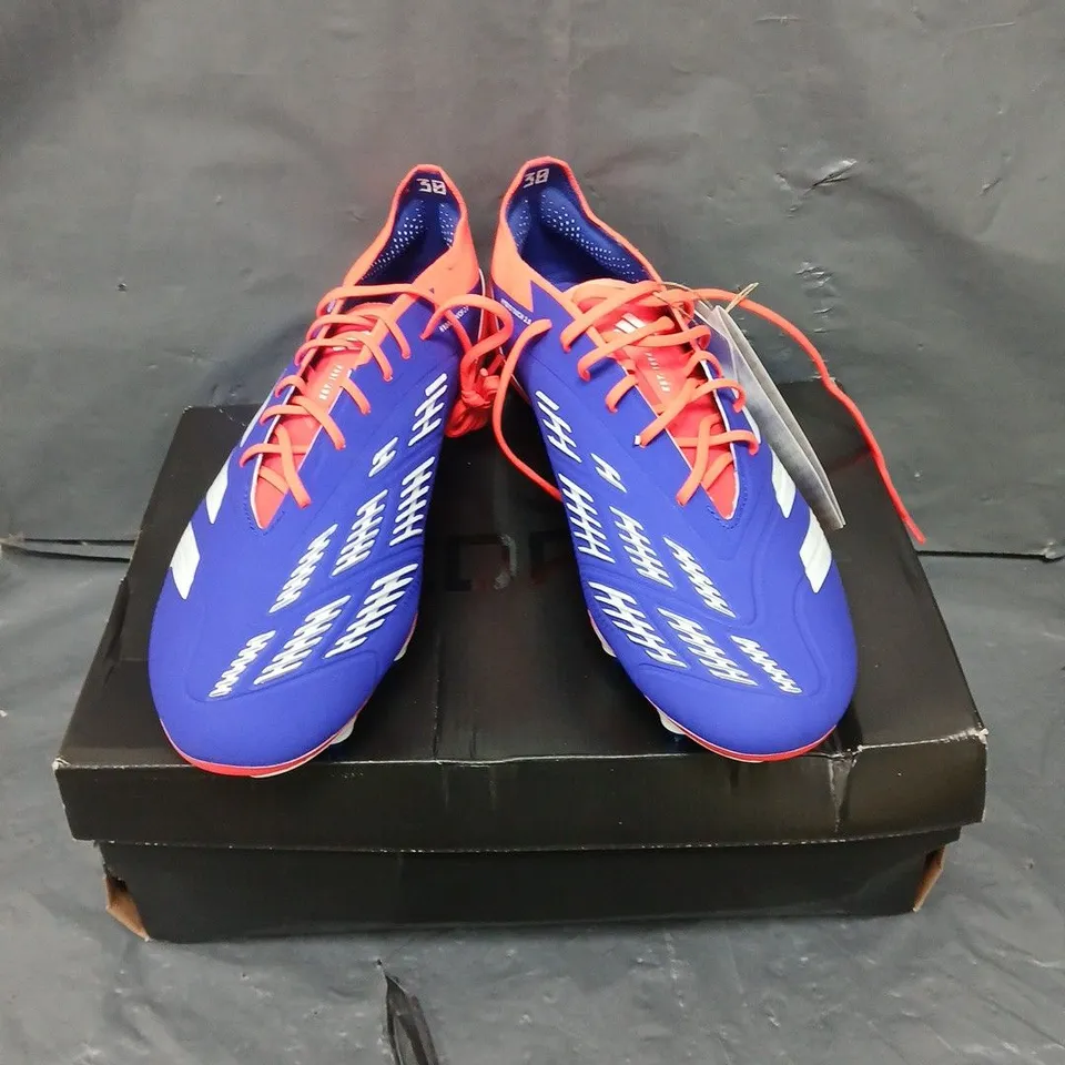 BOXED PAIR OF ADIDAS PREDATOR ELITE FOOTBALL BOOTS - 10.5