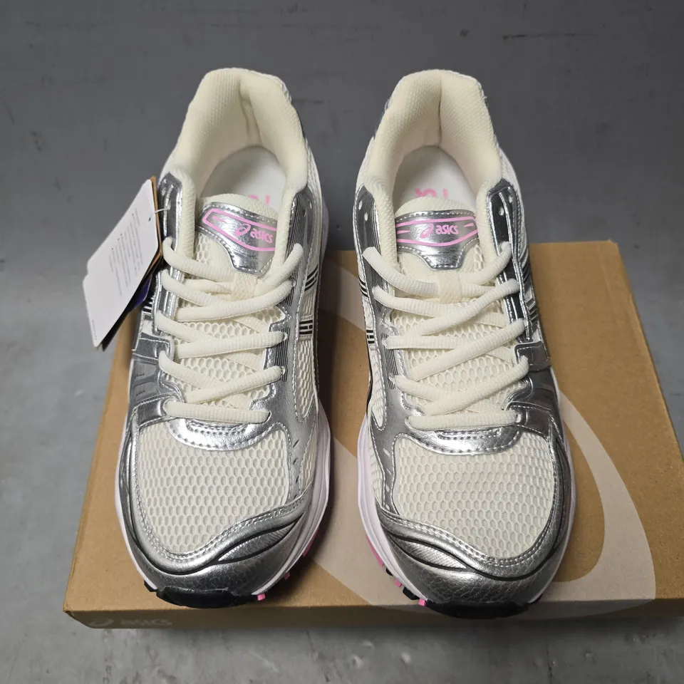 BOXED ASICS GEL-KAYANO 14 TRAINERS SIZE 9