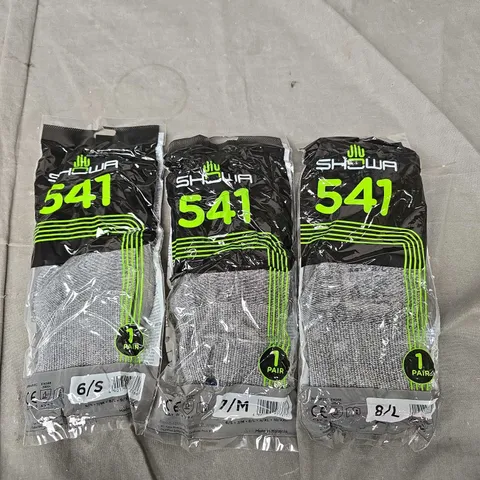 APPROXIMATELY 50 PAIRS OF SHOWA 541 PU-COATED WORK GLOVES IN VARIOUS SIZES