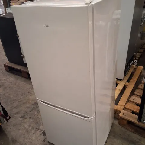 LOGIK LE55CW22 60/40 FRIDGE FREEZER - WHITE