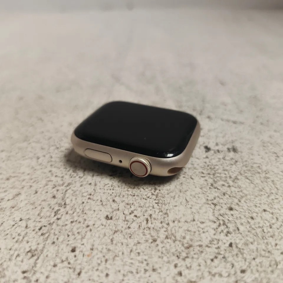 APPLE WATCH SERIES 8 - A2775