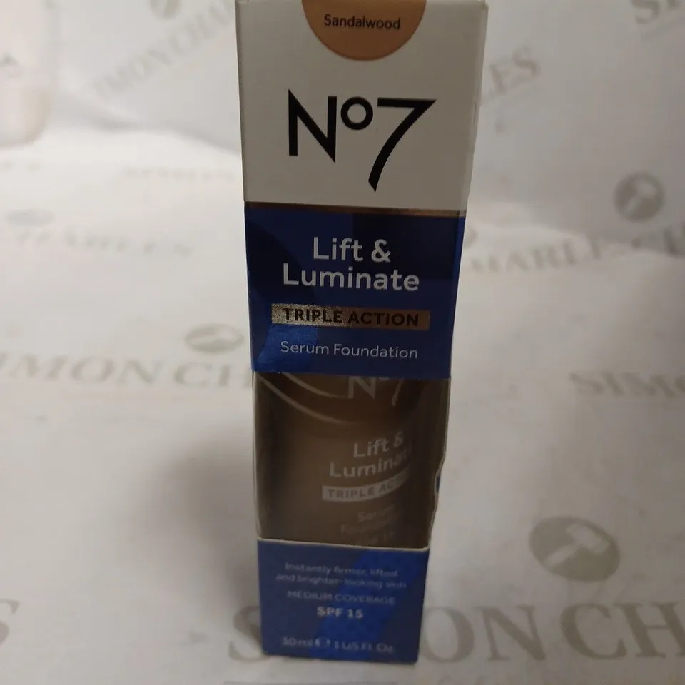 NO 7 LIFT AND LUMINATE TRIPLE ACTION SERUM FOUNDATION