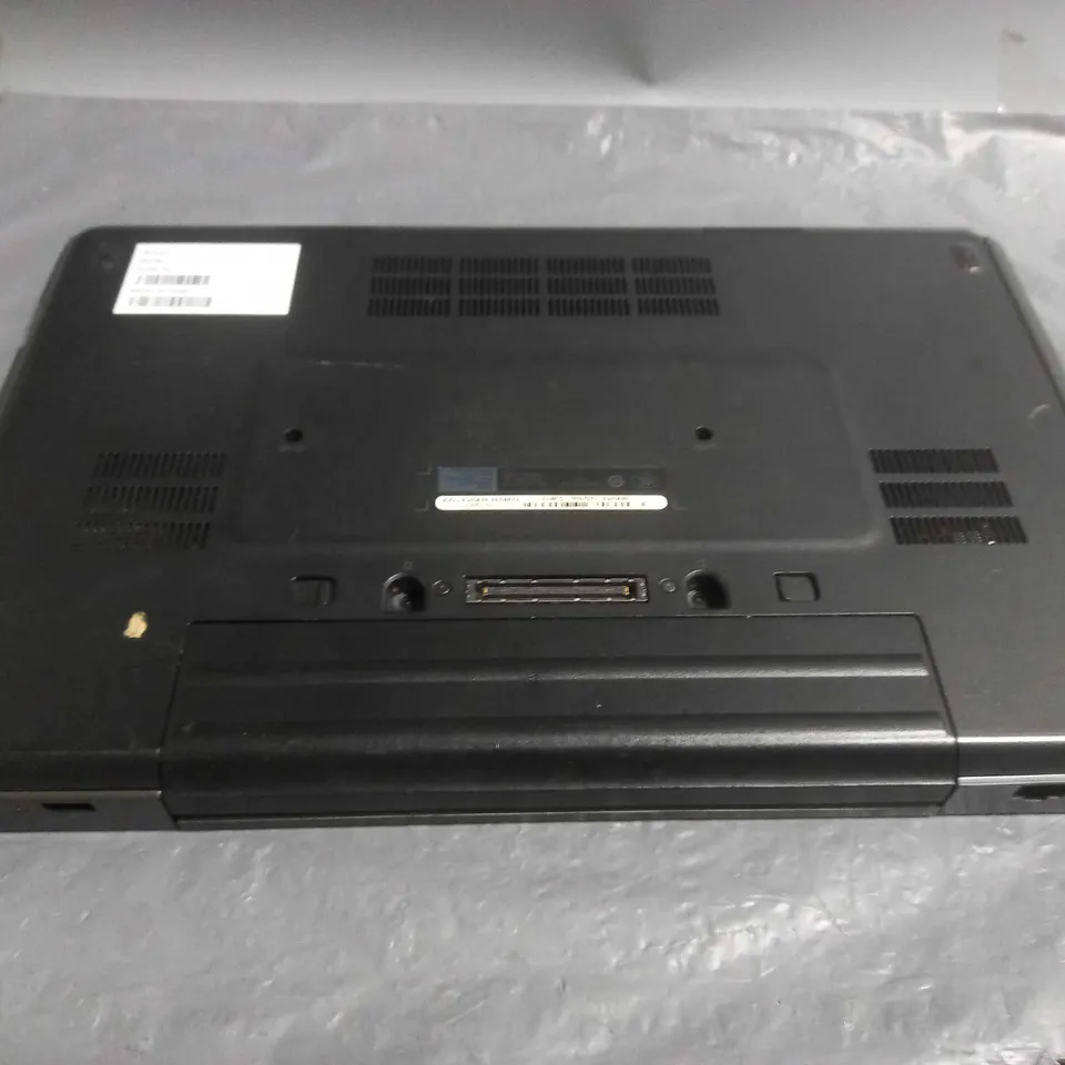 DELL LATITUDE E5540 LAPTOP