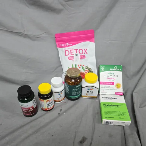 APPROXIMATELY 13 ASSORTED VITAMINS & SUPPLEMENTS TO INCLUDE SWANSON DIOSMIN & HESPERIDIN, ULTRA VITAMIN D 3000UI, FUTUREYOU PYTOENERGY+, ETC